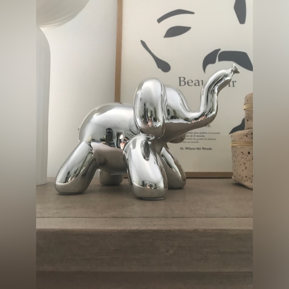 Made By Humans Silver Non Toxic Resin Chrome Balloon Elephant Bank NWOT